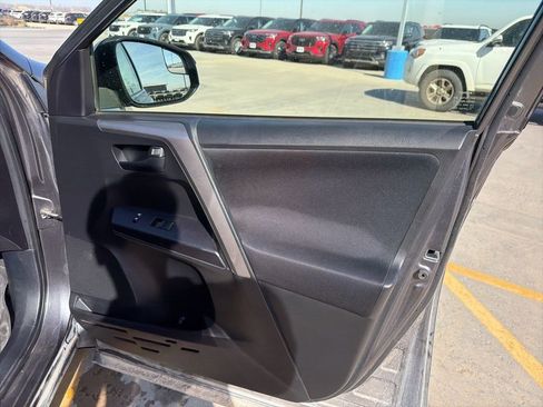 Used 2016 Toyota RAV4 LE image 24