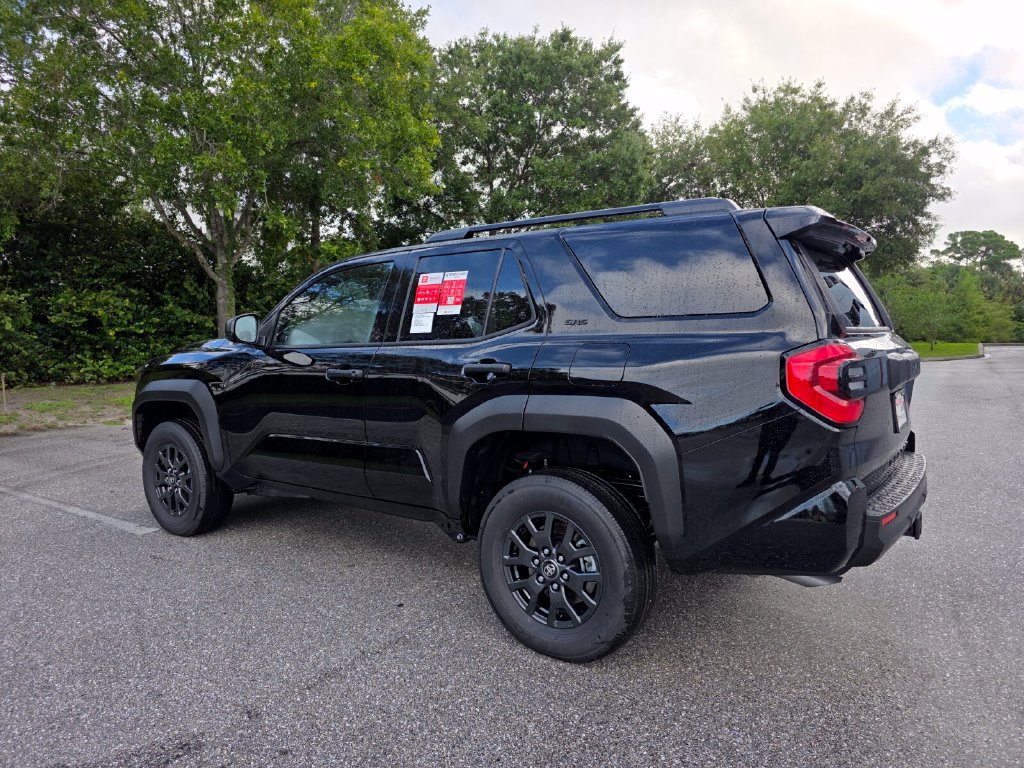 New 2026 Toyota 4Runner SR5 AWD/4WD image 9
