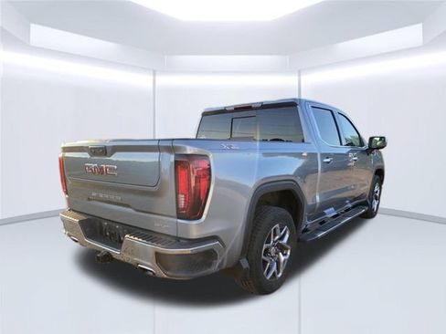 Used 2024 GMC Sierra 1500 SLT w/ SLT Premium Package AWD/4WD image 8
