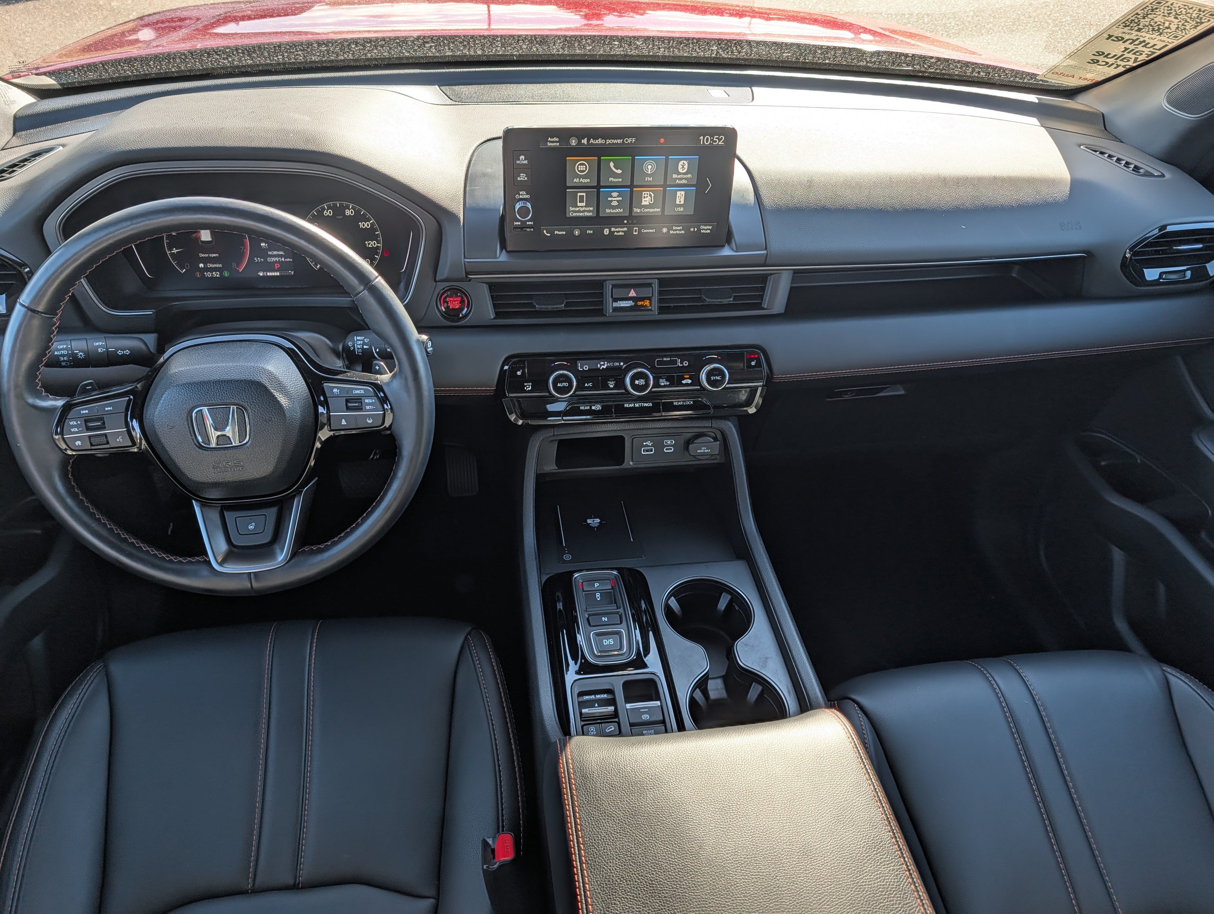 Used 2024 Honda Pilot TrailSport image 10