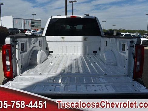 Used 2025 Ford F250 XLT w/ FX4 Off-Road Package image 9