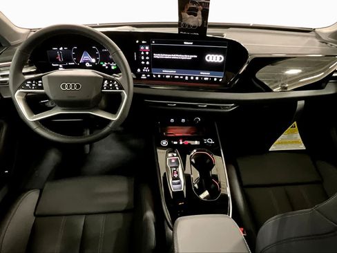 Used 2025 Audi A5 2.0T Premium Plus AWD/4WD image 5