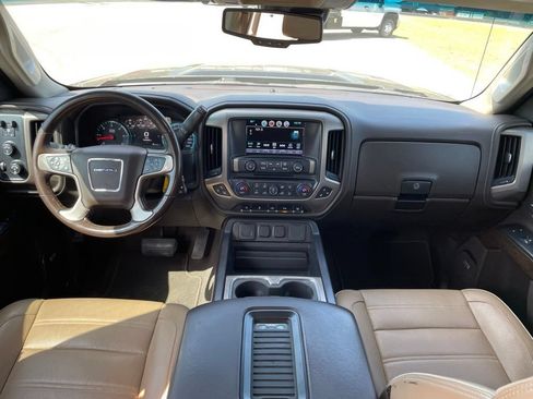 Used 2019 GMC Sierra 2500 Denali AWD/4WD image 32