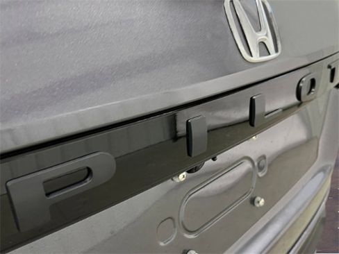 New 2025 Honda Pilot EX-L image 5