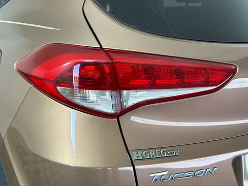 Used 2016 Hyundai Tucson Sport image 36