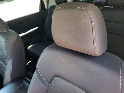 Certified 2024 Nissan Pathfinder SV FWD image 13