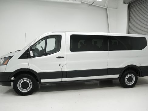 Used 2019 Ford Transit 350 XL RWD image 6
