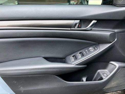 Used 2022 Honda Accord Sport image 15