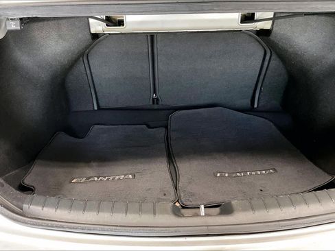 Used 2017 Hyundai Elantra Limited FWD image 33