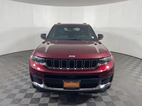 Certified 2025 Jeep Grand Cherokee L Limited w/ Trailer Tow Package AWD/4WD image 4