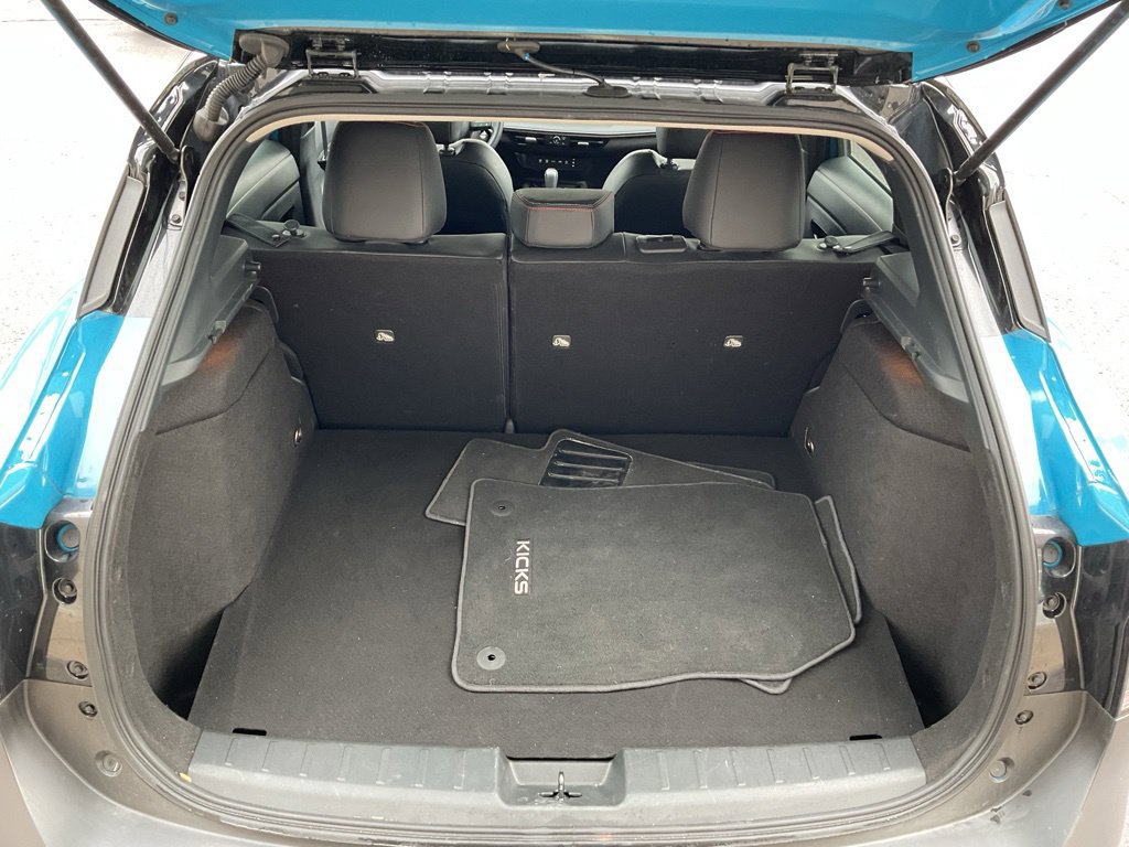 Used 2025 Nissan Kicks SR AWD/4WD image 21