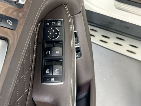 Used 2019 Mercedes-Benz GLS 550 4MATIC image 18