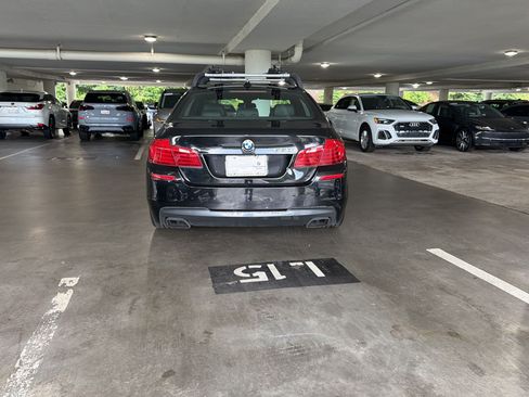 Used 2016 BMW 550i Sedan RWD image 9