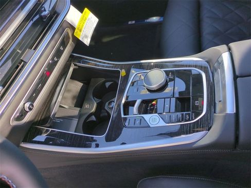 New 2026 BMW X5 M60i w/ Climate Comfort Package image 17