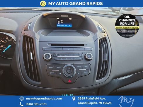 Used 2017 Ford Escape SE w/ SE Sport Appearance Package image 34