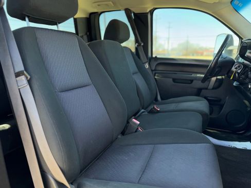 Used 2013 Chevrolet Silverado 2500 LT w/ Interior Plus Package image 20
