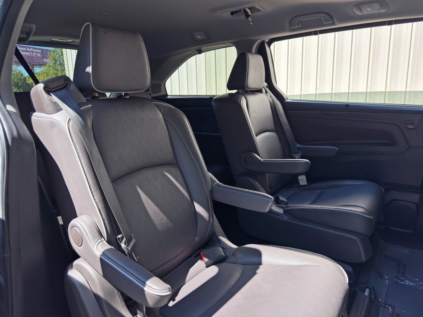 Used 2021 Honda Odyssey Elite image 43