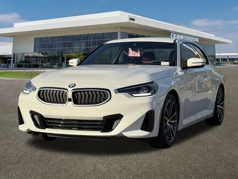 New 2026 BMW 230i Coupe image 4