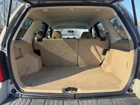 Used 2008 Ford Escape XLT image 9