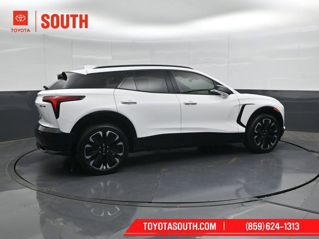Used 2024 Chevrolet Blazer EV RS AWD/4WD image 3