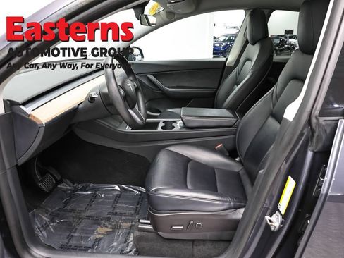 Used 2021 Tesla Model Y Long Range AWD/4WD image 14
