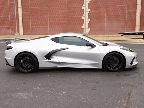 Used 2020 Chevrolet Corvette 2LT w/ 2LT Preferred Equipment Group image 37