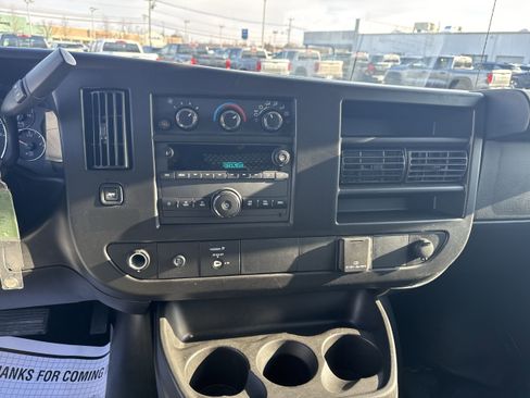 Used 2024 GMC Savana 2500 w/ Driver Convenience Package image 17