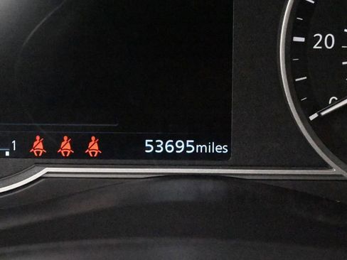 Used 2023 Nissan Versa SR w/ Trunk Package image 35