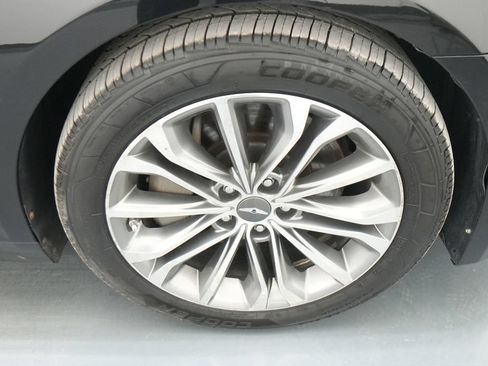 Used 2015 Hyundai Genesis 3.8 w/ Option Group 04 AWD/4WD image 18