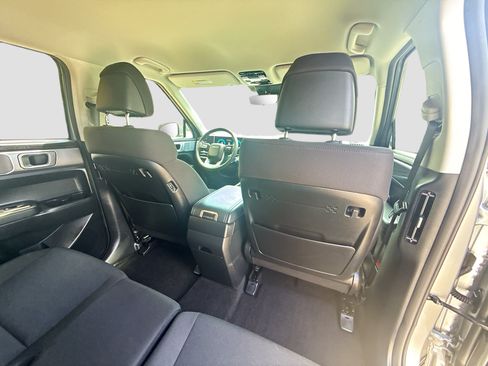 Used 2026 Hyundai Santa Fe SE FWD image 26