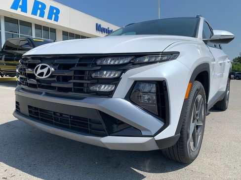 Certified 2025 Hyundai Tucson SEL image 11