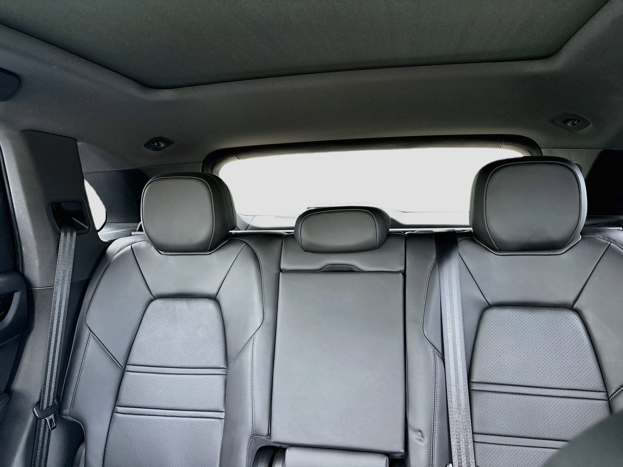 Used 2023 Porsche Cayenne AWD/4WD image 14
