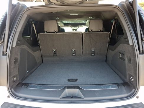 Certified 2025 Cadillac Escalade ESV Sport w/ Touring Package image 24