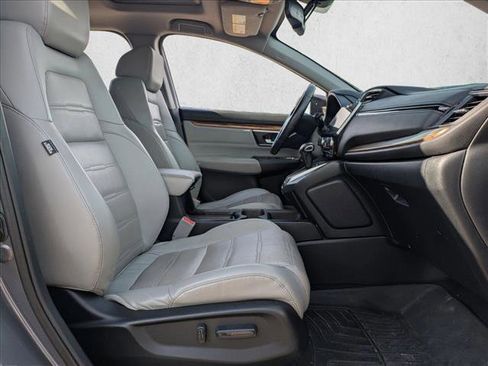 Used 2018 Honda CR-V Touring image 16