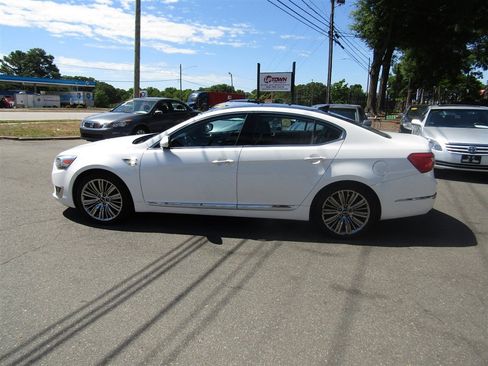 Used 2016 Kia Cadenza Limited FWD image 4