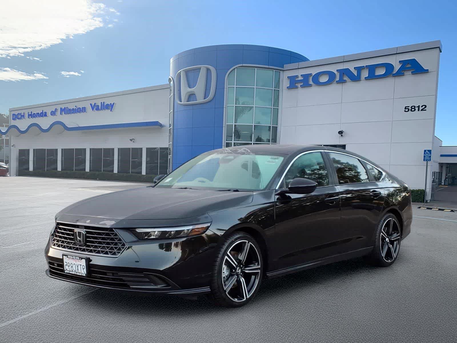 Used 2025 Honda Accord Sport image 1