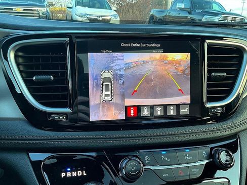 New 2026 Chrysler Pacifica Pinnacle w/ Trailer Tow Group image 26