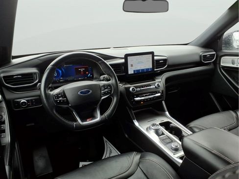 Used 2020 Ford Explorer ST image 10