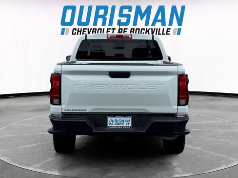 Used 2024 Chevrolet Colorado W/T RWD image 5