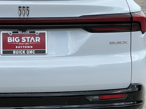 New 2026 Buick Enclave Sport Touring w/ Power Package image 5