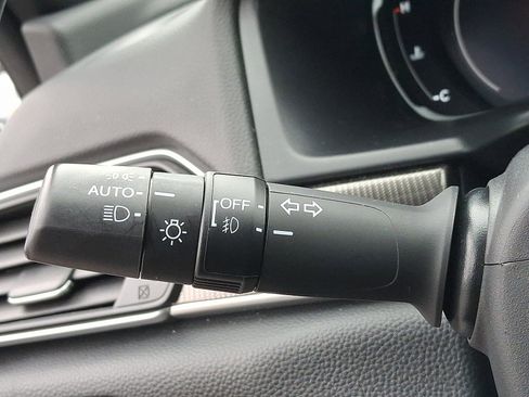 Used 2022 Honda Accord Sport image 26