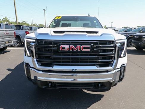 New 2025 GMC Sierra 2500 Pro w/ Convenience Package image 2