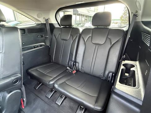 Used 2023 Kia Sorento SX Prestige image 24