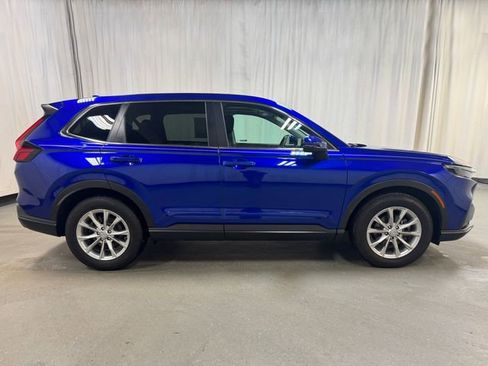 Used 2023 Honda CR-V EX image 3