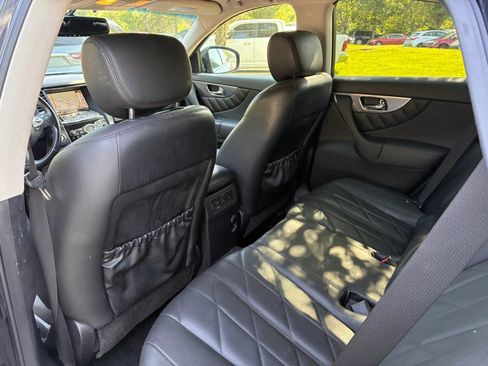Used 2011 INFINITI FX35 AWD w/ Premium Pkg image 33
