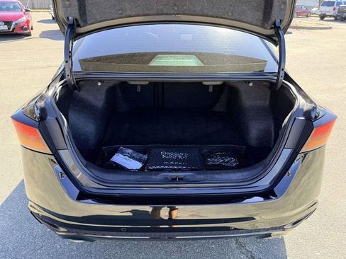 Used 2024 Nissan Altima 2.5 SR w/ SR Premium Package image 14