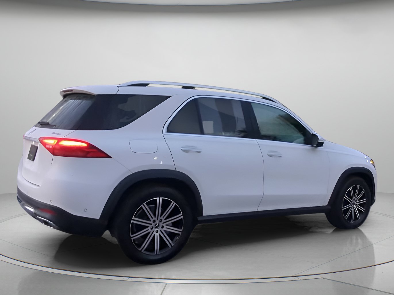 Used 2024 Mercedes-Benz GLE 350 4MATIC image 29