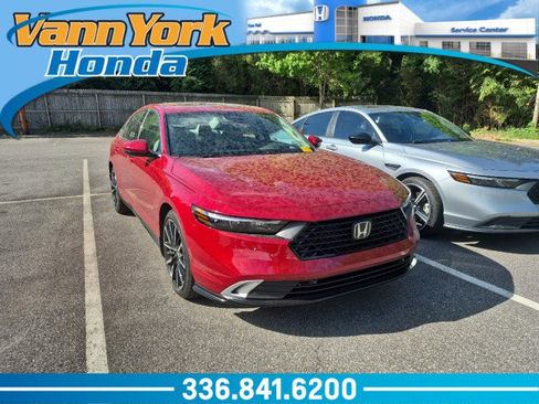 Certified 2025 Honda Accord Touring image 1