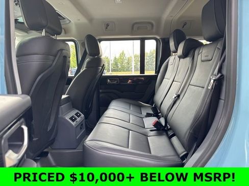 Used 2024 INEOS Grenadier Fieldmaster Edition image 30