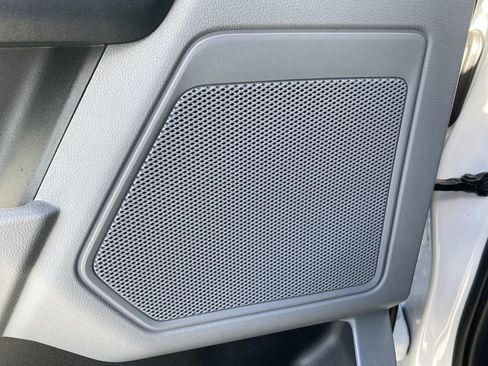 New 2026 Ford F250 XL w/ XL Chrome Package image 18